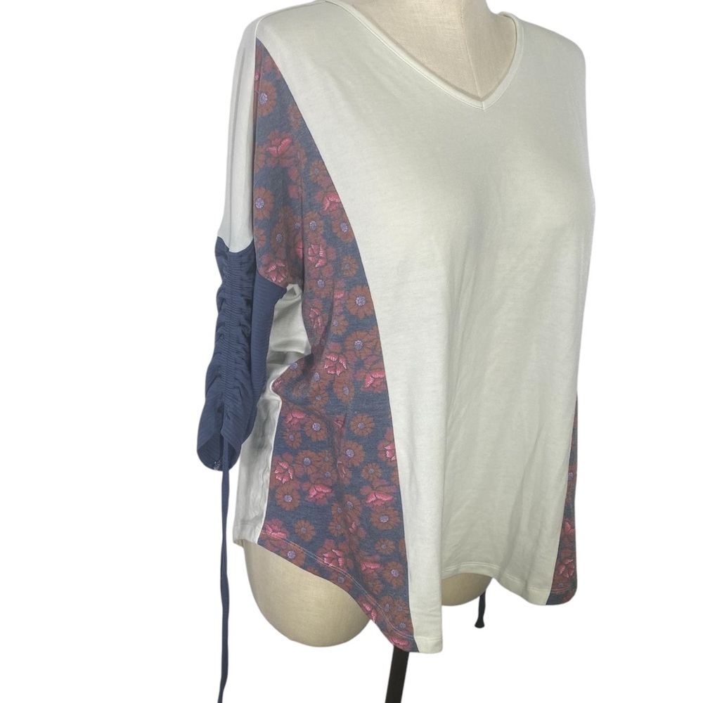Live Well women's pull over v neck dolman sleeves sleeve size 18/20w